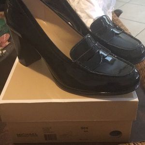 Michael Kors - black bayville loafers